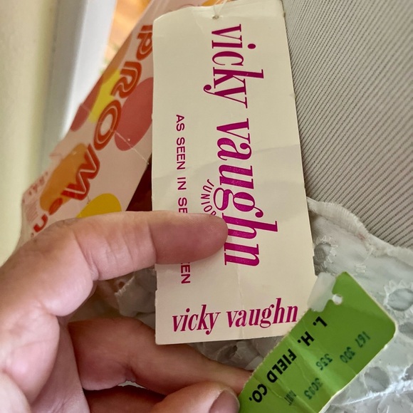 Vintage Dress Maxi 70s-80s Vicky Vaughan NWT Pique/Eyelet Peplum Waist Halter - Picture 4 of 8